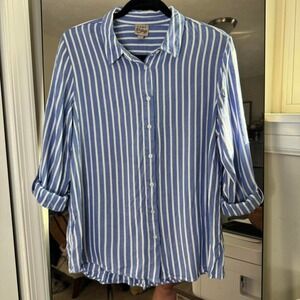 Como Vintage Blue & White Striped Button-Up Shirt – Size Large